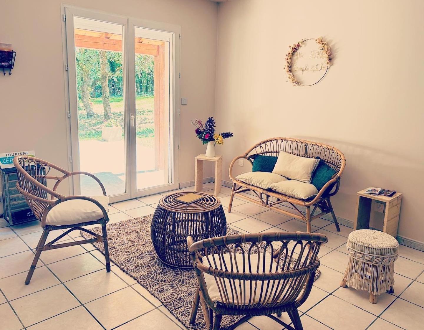 Gite Ethic Simple & Chic Labastide-Marnhac Exterior photo
